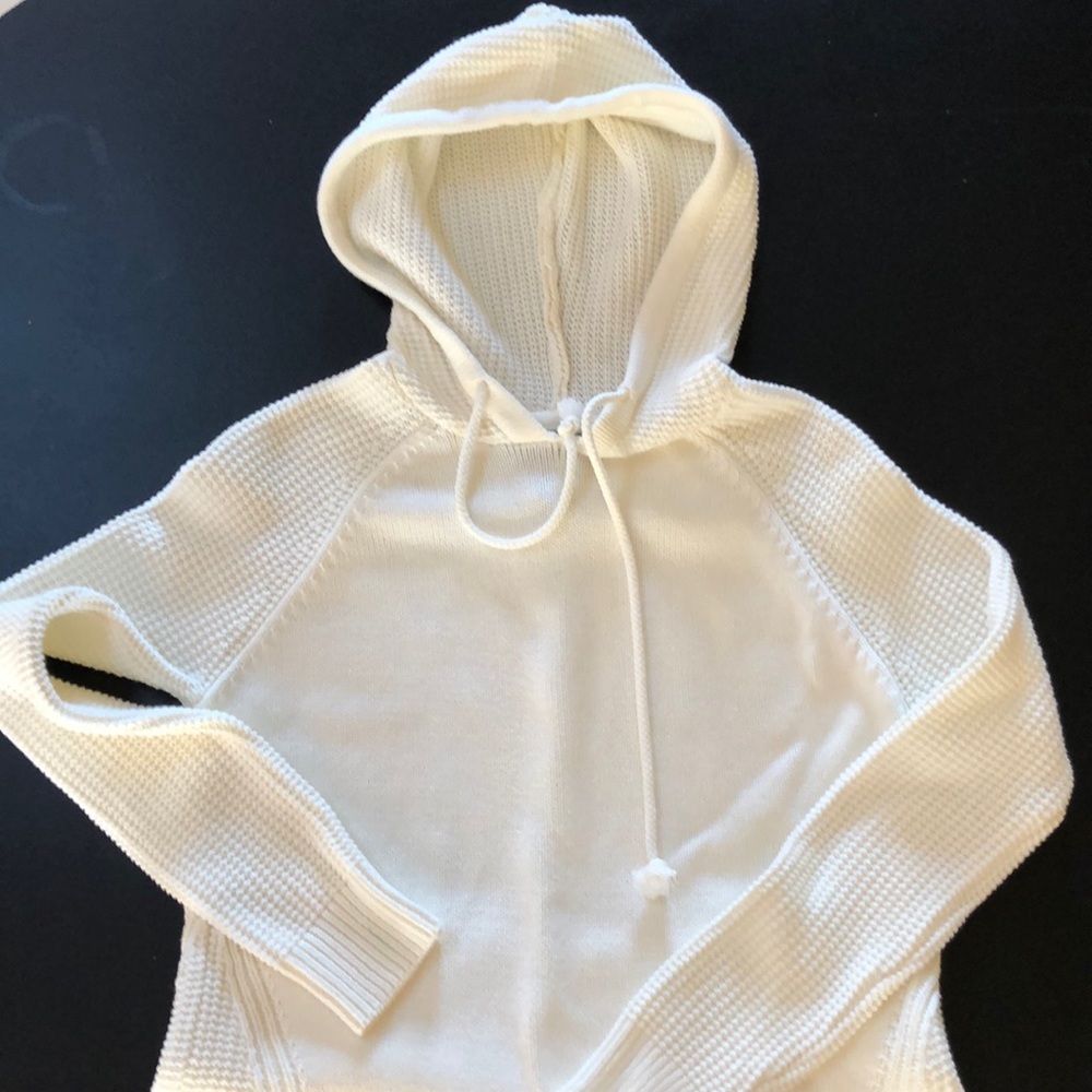 Sweater hoodie